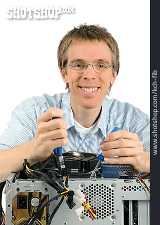 
                Reparieren, Computerfachmann, Edv-techniker                   