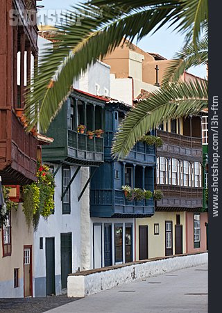 
                Häuserzeile, La Palma, Santa Cruz De La Palma                   