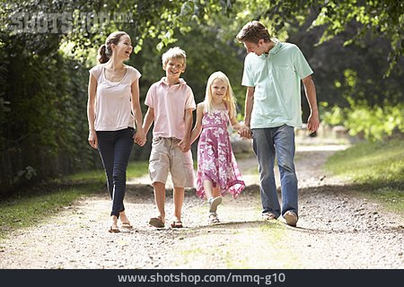 
                Spaziergang, Familie, Familienausflug                   