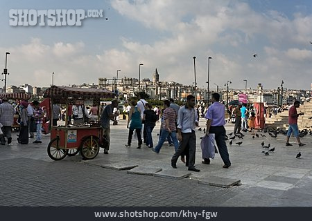 
                Städtisches Leben, Straßenszene, Istanbul                   