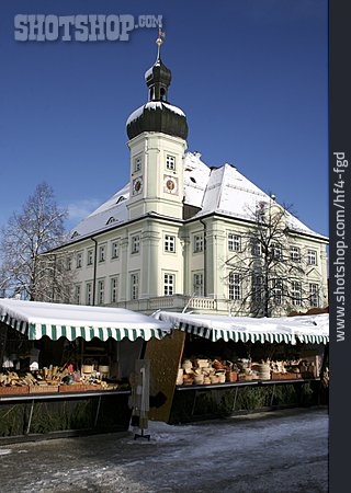 
                Rathaus, Weihnachtsmarkt, Altötting                   