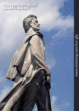 
                Statue, Poet, Janko Kral                   