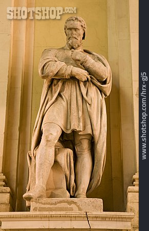 
                Statue, Michelangelo Buonarroti                   