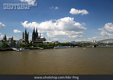 
                Köln, Rhein                   