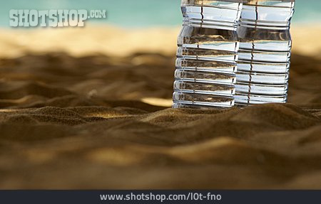 
                Erfrischung, Strand, Wasserflasche                   