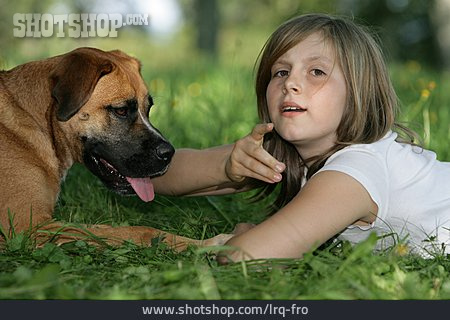 
                Mädchen, Haustier, Hund                   
