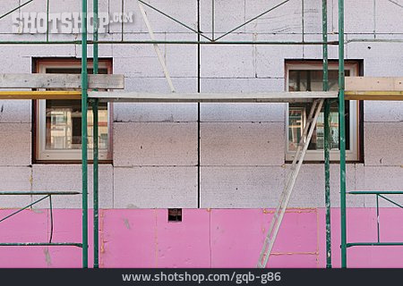 
                Isolierung, Baugerüst, Fassadendämmung                   