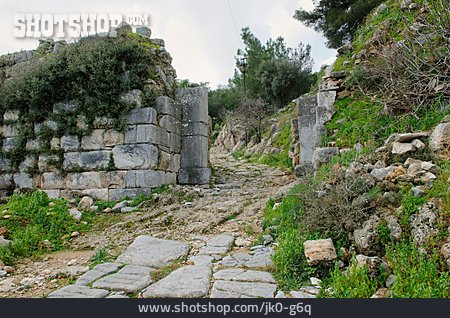 
                Weg, Stadtmauer, Athena-tempel                   