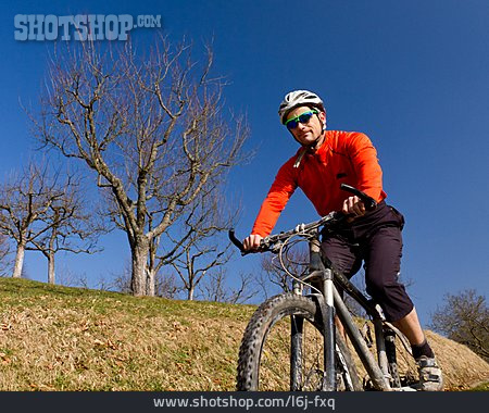 
                Sport & Fitness, Radfahrer, Fahrradtour                   