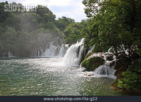 
                Wasserfall                   