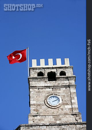 
                Turm, Nationalflagge, Türkei                   