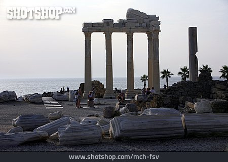 
                Side, Apollon-tempel                   
