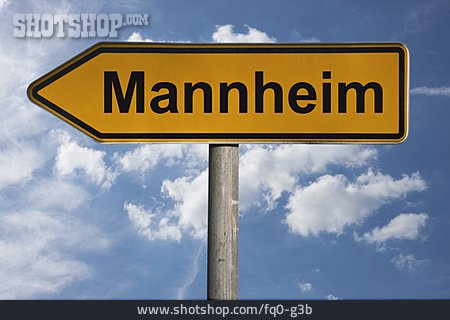 
                Verkehrsschild, Wegweiser, Mannheim                   