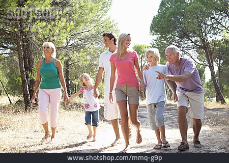 
                Spaziergang, Zusammen, Familienleben                   