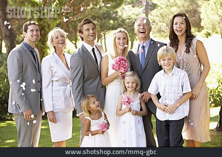 
                Hochzeit, Familienporträt, Hochzeitsgesellschaft                   