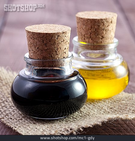 
                Gewürze & Zutaten, Olivenöl, Balsamicoessig                   