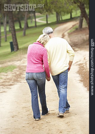 
                Spaziergang, Ehepaar, Seniorenpaar                   