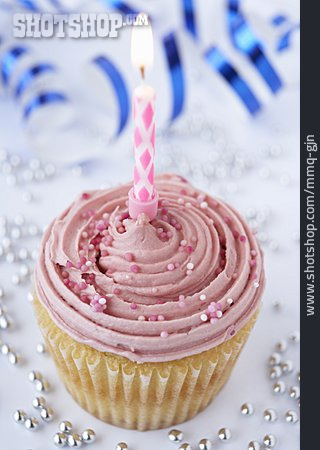 
                Geburtstag, Geburtstagskuchen, Cupcake                   