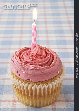
                Geburtstag, Geburtstagskuchen, Cupcake                   