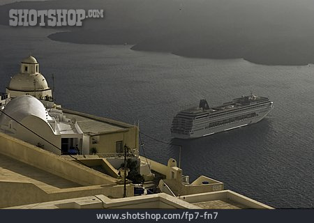 
                Kreuzfahrtschiff, Mittelmeer, Santorin                   