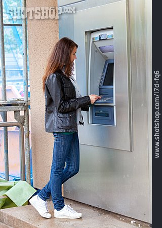 
                Zahlungsverkehr, Geldautomat                   