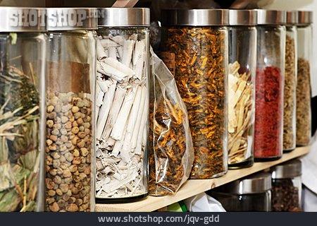 
                Glas, Heilpflanze, Heilkräuter, Traditionelle Chinesische Medizin                   