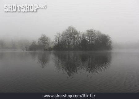 
                See, Nebel, Ufer, Gespenstisch, Inishmuck Lough                   