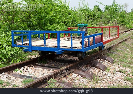 
                Transportmittel, Schienentaxi, Bambusbahn                   