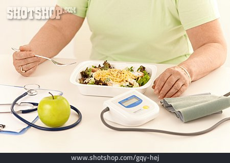 
                Gesunde Ernährung, Salat, Ernährungsberatung                   