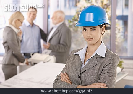 
                Geschäftsfrau, Ingenieurin, Bauleiterin                   