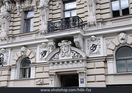 
                Wohnhaus, Jugendstil, Riga                   