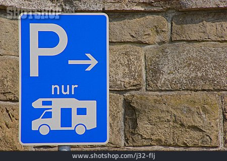 
                Parkplatz, Wohnmobilparkplatz, Parkplatzschild, Wohnmobilstellplatz                   
