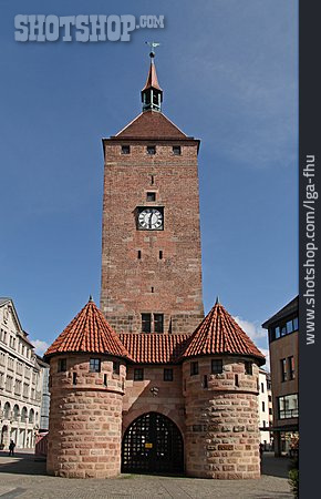 
                Nürnberg, Weißer Turm, Torturm                   
