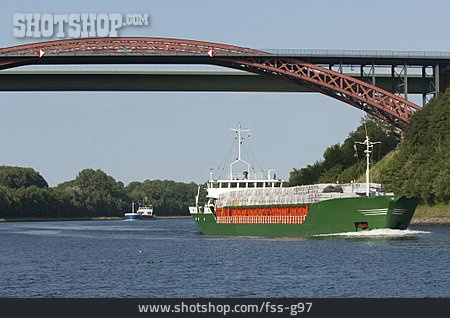 
                Brücke, Frachtschiff, Nord-ostsee-kanal                   