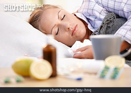 
                Junge Frau, Schlafen, Krank                   