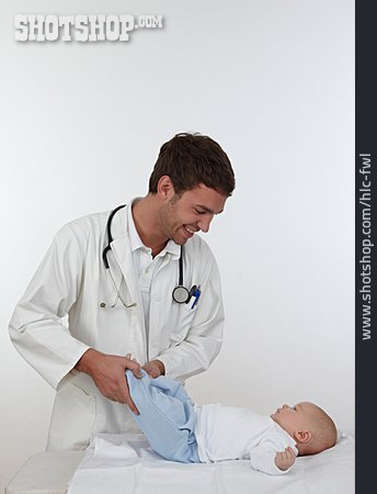 
                Baby, Untersuchen, Kinderarzt                   