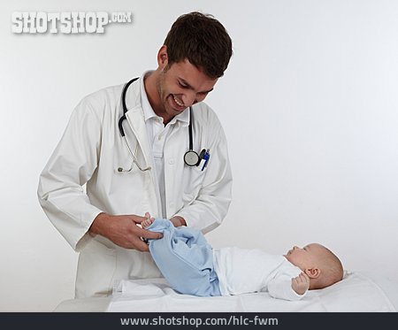 
                Baby, Untersuchen, Kinderarzt                   