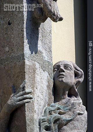 
                Statue, Maria Magdalena                   