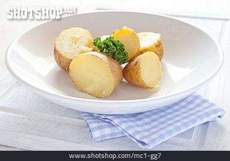 
                Kartoffeln, Pellkartoffeln                   