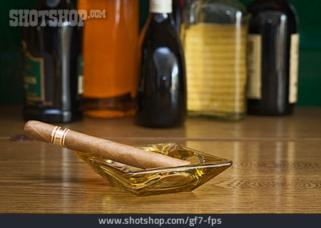 
                Genuss & Konsum, Aschenbecher, Zigarre                   