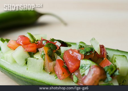 
                Salat, Indische Küche, Gurkensalat                   