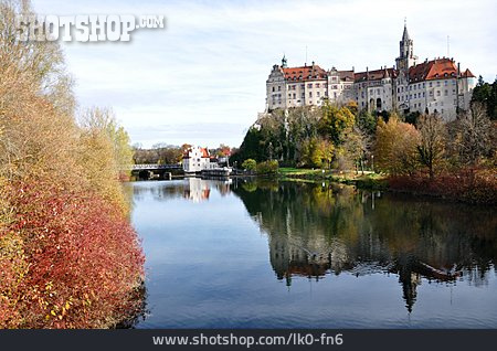 
                Donau, Sigmaringen, Schloss Sigmaringen                   