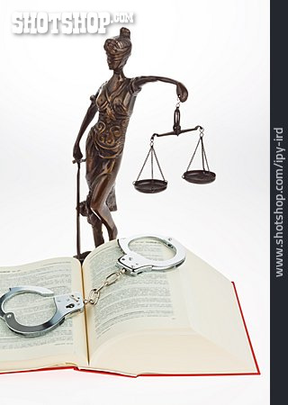 
                Handschellen, Gesetzbuch, Justitia                   