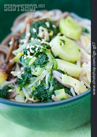 
                Salat, Nudelgericht, Japanische Küche, Soba                   