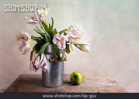 
                Tulips Bouquet, Flower Vase, Rustic                   