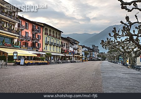 
                Altstadt, Tessin, Ascona                   