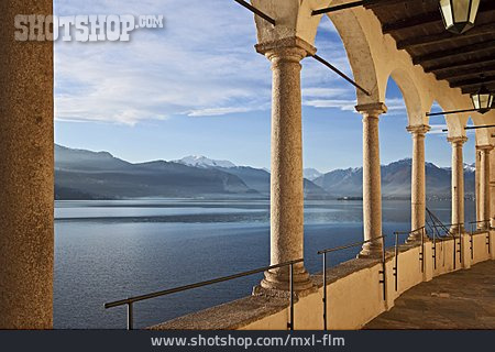 
                Arcade, Lake Maggiore, Santa Caterina Del Sasso                   
