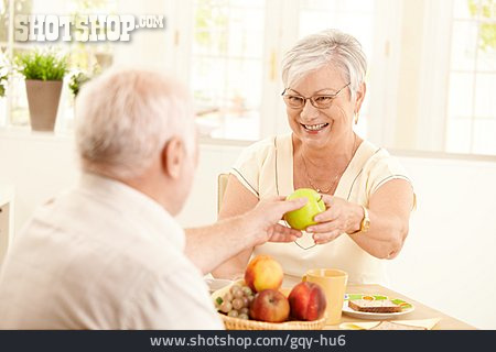 
                Ehepaar, Geben, Frühstücken, Seniorenpaar                   