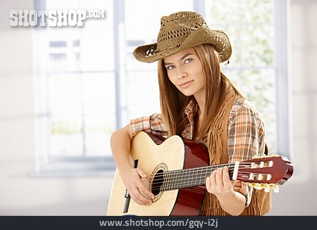 
                Country, Cowgirl, Musikerin, Gitarrenspielerin                   