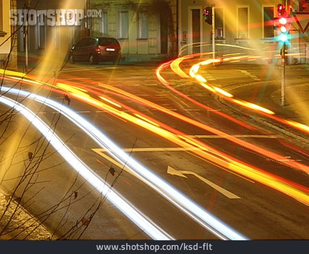 
                Verkehr, Straße, Straßenverkehr, Lichtspur                   